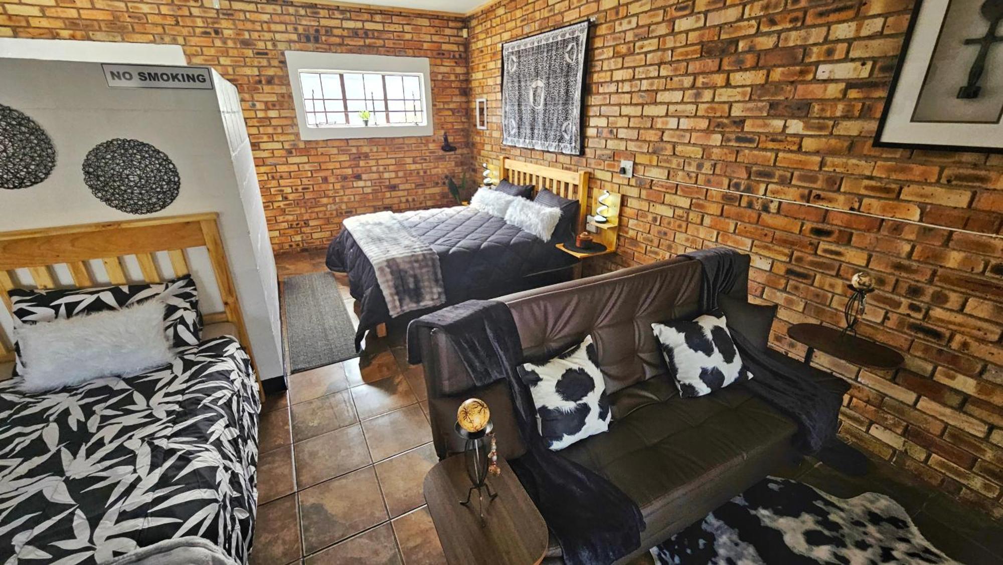 2K City Studios Not Self Catering Graskop Exterior photo